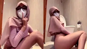 Camilla Hijabers Cantik Toket Montok Short Viral Hot poster