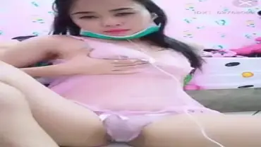 Live Show 56 Pamer Memek Basah Ngocok Sange WOT poster